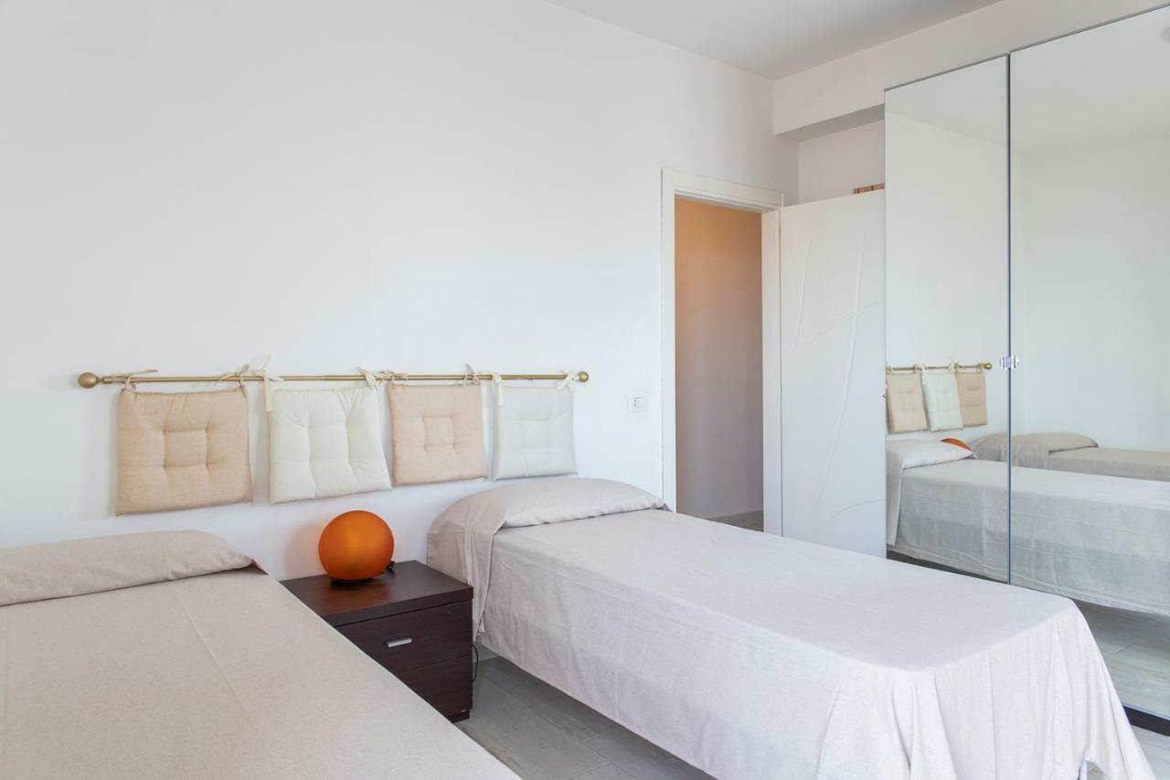 Appartamento Alex Vista Mare Lido di Camaiore Buitenkant foto
